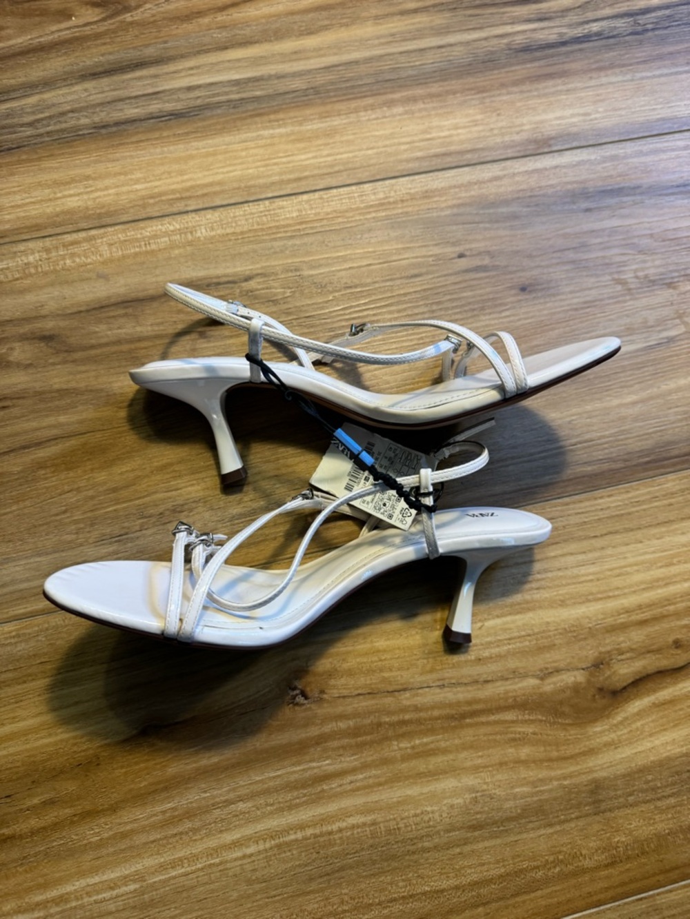 NWT Zara White Strappy Mid-Heel Sandal Heels - Picture 6 of 14